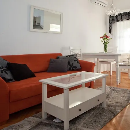 Dupline Apartman *